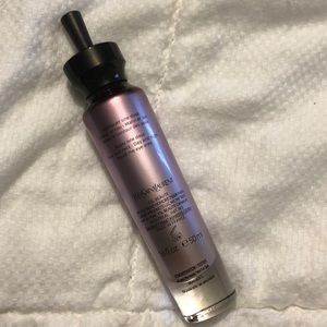 Yves Saint Laurent Makeup - NEW YSL youth liberator serum Yves Saint Laurent Makeup - NEW YSL youth liberator serum